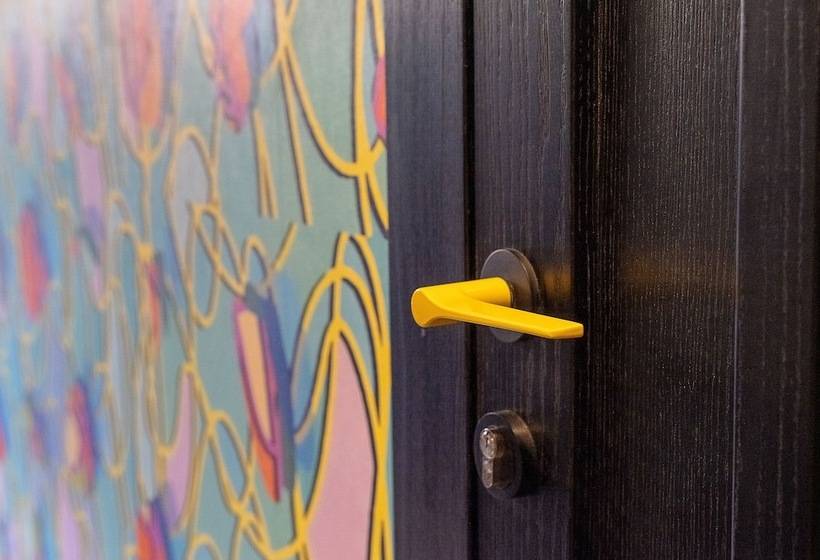 ホテル 3 Pines Design Living