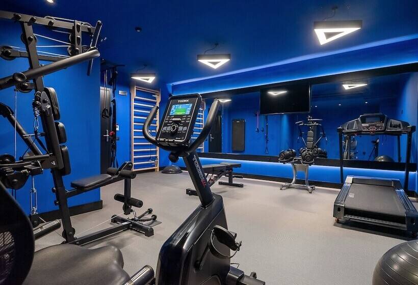 ホテル 3 Pines Design Living