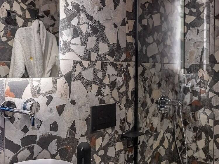 ホテル 3 Pines Design Living