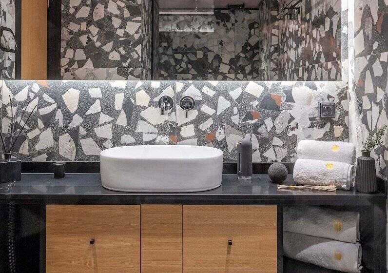 ホテル 3 Pines Design Living