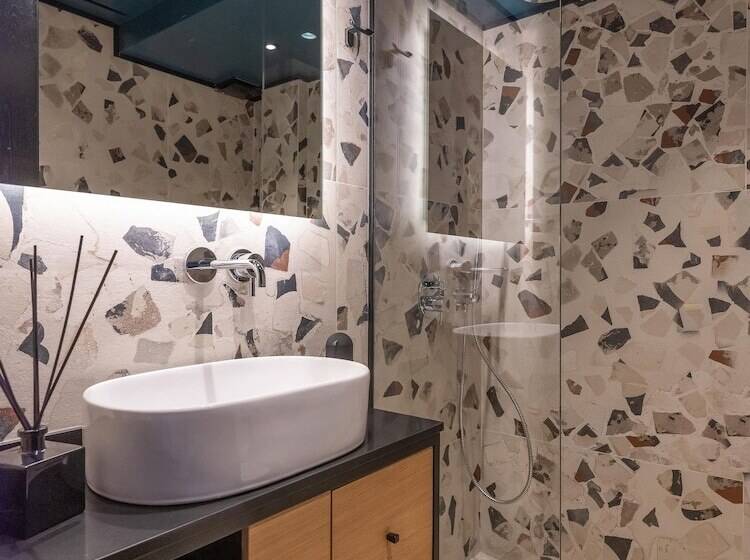 ホテル 3 Pines Design Living