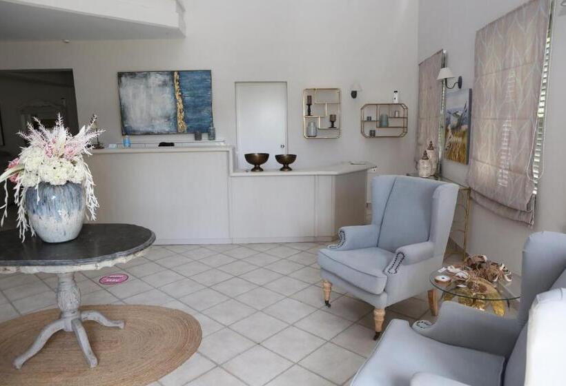 فندق Caretta   Caretta