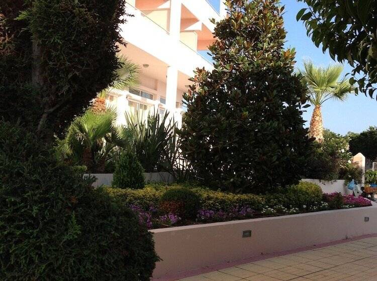 בית מלון כפרי Glarentza