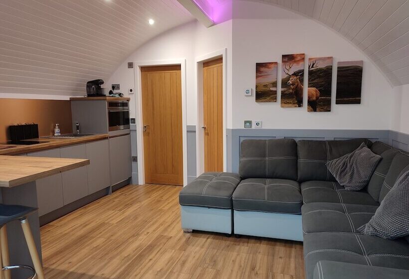 酒店 Hillhead Hideaways