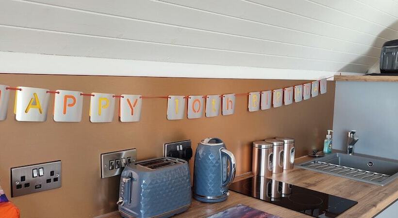 酒店 Hillhead Hideaways