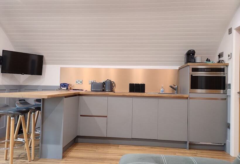 酒店 Hillhead Hideaways