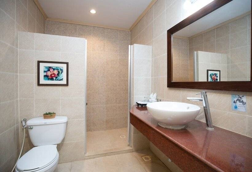 호텔 Thara Cholapruek Resort