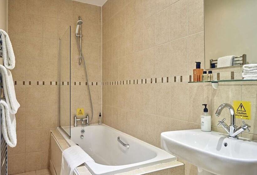 בית מלון כפרי The Tennants Arms