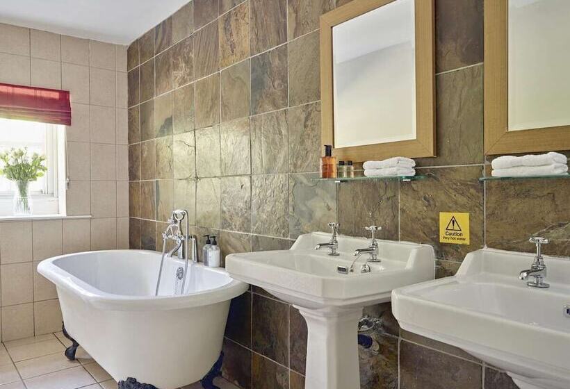 בית מלון כפרי The Tennants Arms