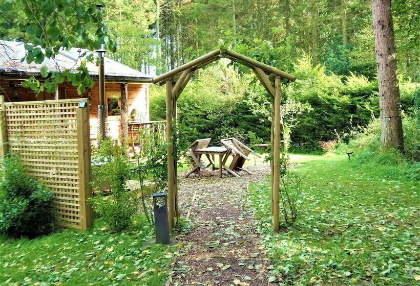 Luxury Cabin With Hot Tub