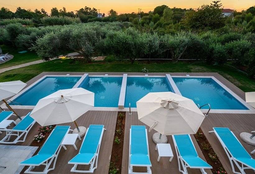 بنسيون Alonaki Resort