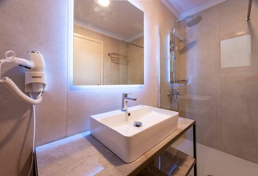 بنسيون Alonaki Resort