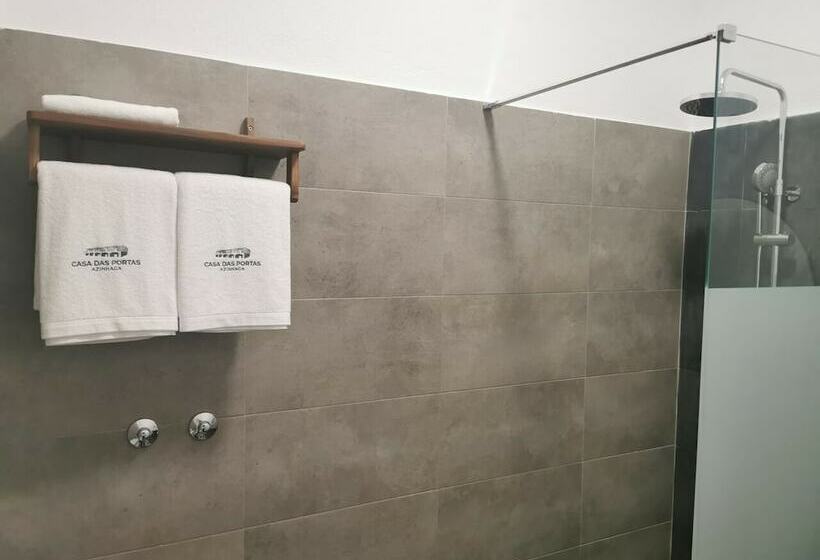 بنسيون Casa Das Portas