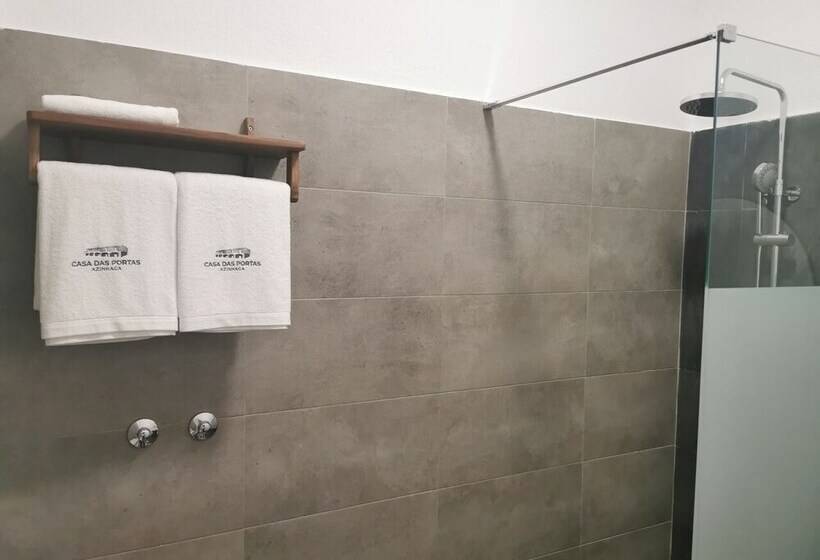 بنسيون Casa Das Portas