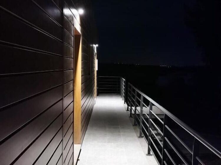 بنسيون Casa Das Portas