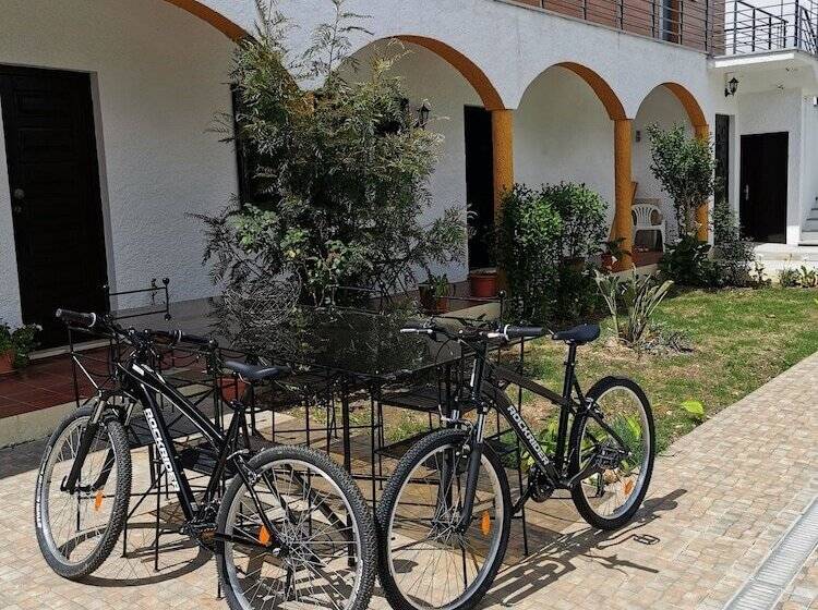 بنسيون Casa Das Portas