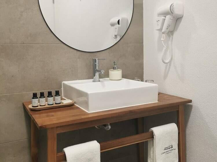 بنسيون Casa Das Portas