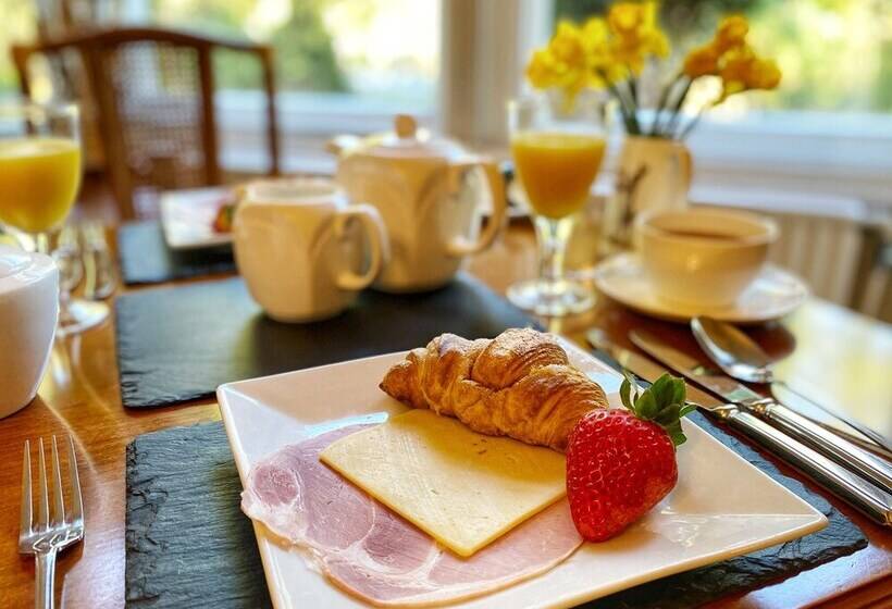 膳宿费 Lakes End Guest House