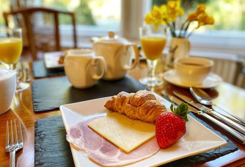 膳宿费 Lakes End Guest House