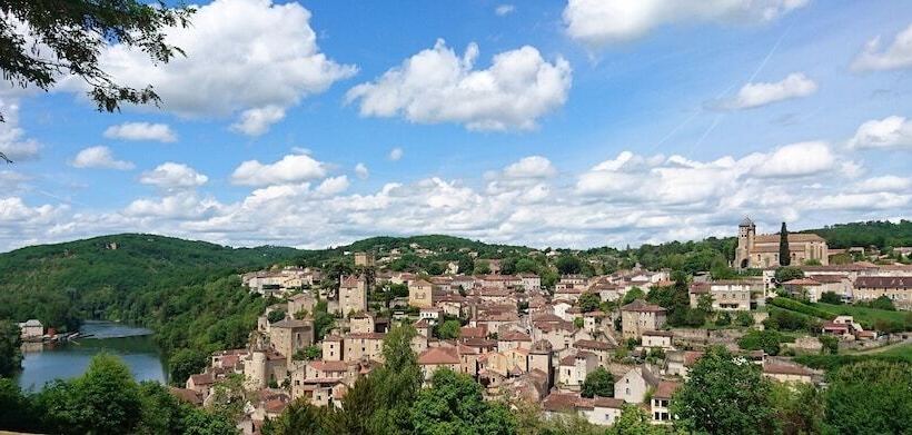Пансион Le Clos De La Salamandre