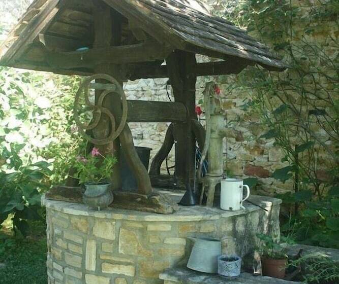 Пансион Le Clos De La Salamandre