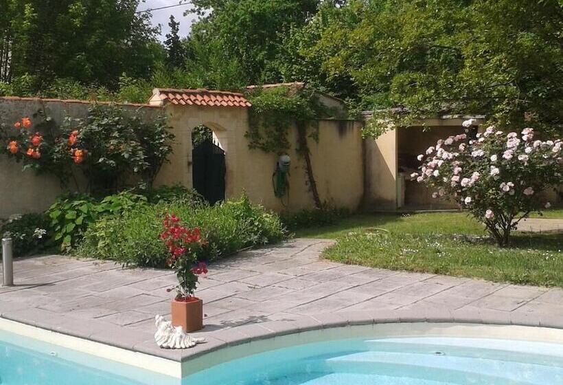 Пансион Le Clos De La Salamandre