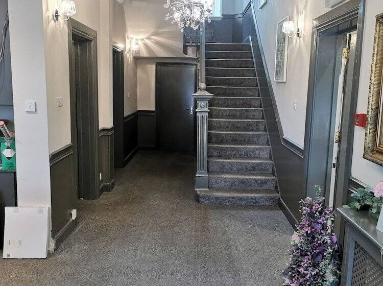 Uno Hotel Heathrow Windsor