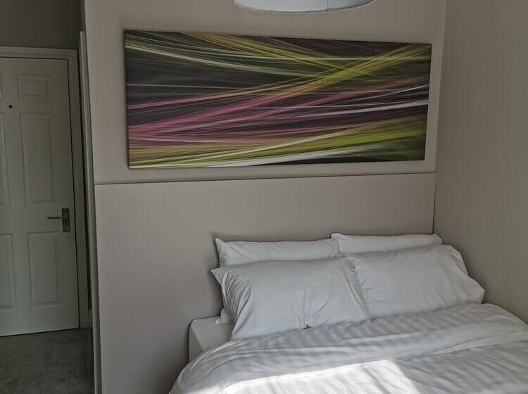 Uno Hotel Heathrow Windsor