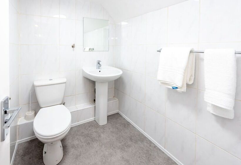 Uno Hotel Heathrow Windsor