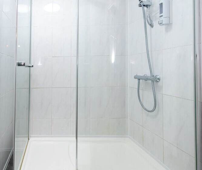 Uno Hotel Heathrow Windsor