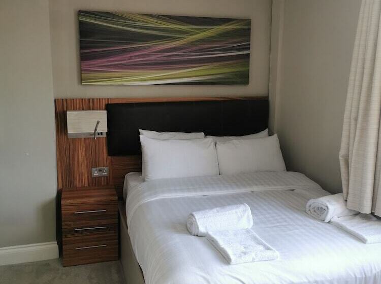 Uno Hotel Heathrow Windsor