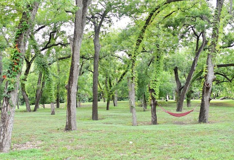 3 Son S Geronimo   Birdhouse Cabin