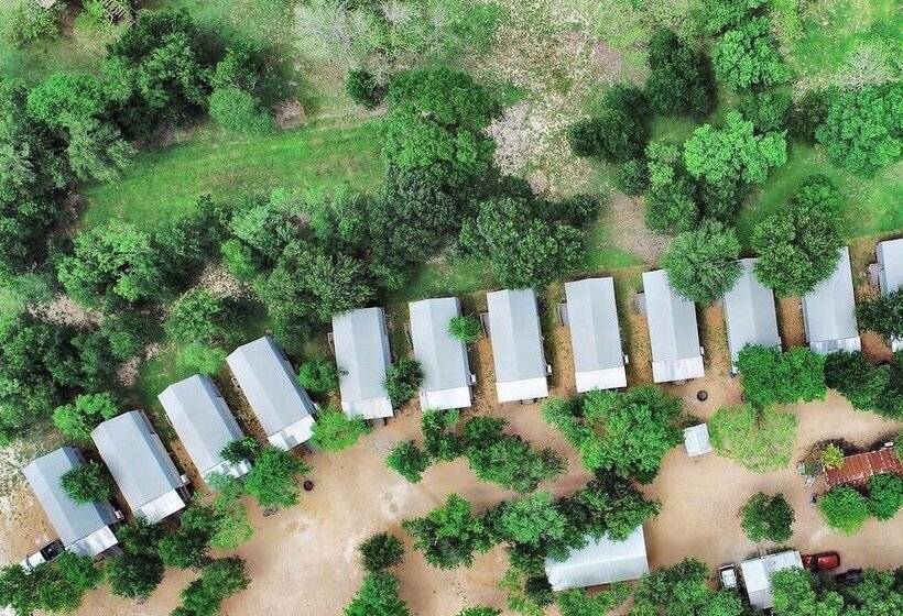 4 Son S Geronimo   Birdhouse Cabin