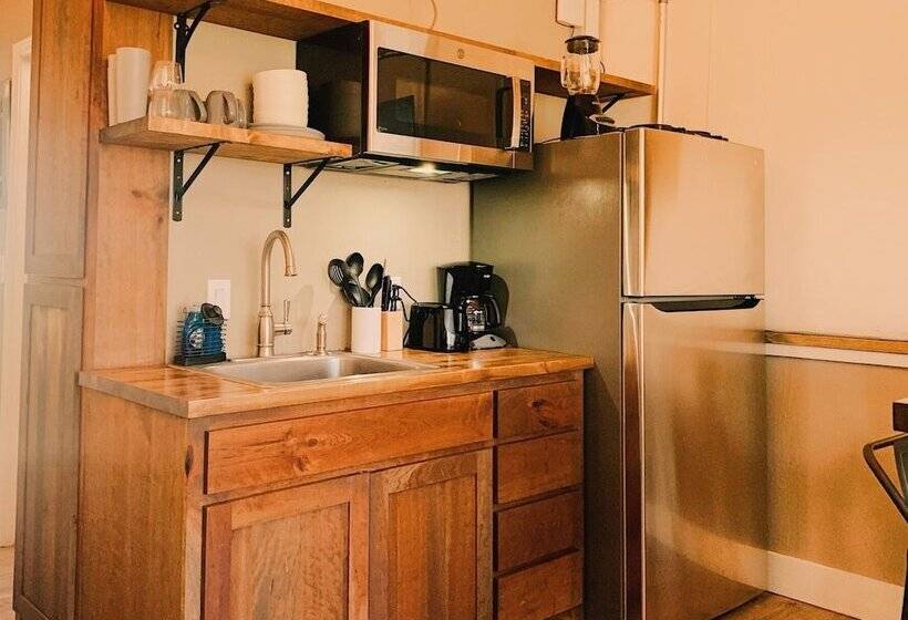 6 Son S Geronimo Birdhouse Cabin