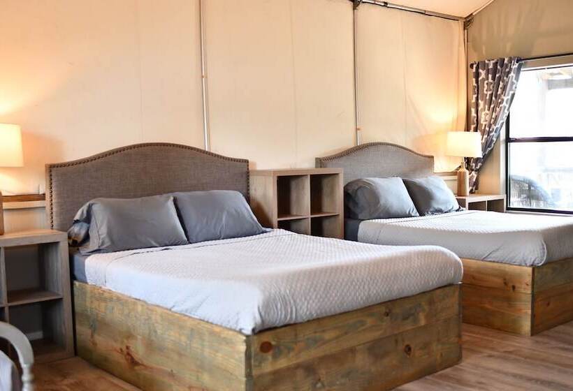 9 Son S Geronimo   Birdhouse Cabin