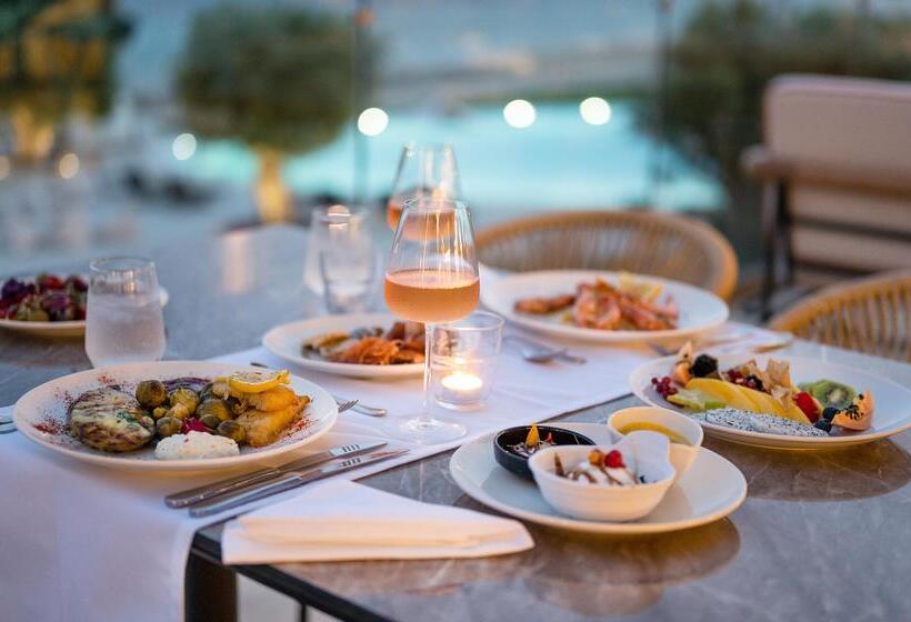 Ammoa Luxury Hotel & Spa Resort