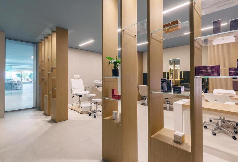 Ammoa Luxury Hotel & Spa Resort