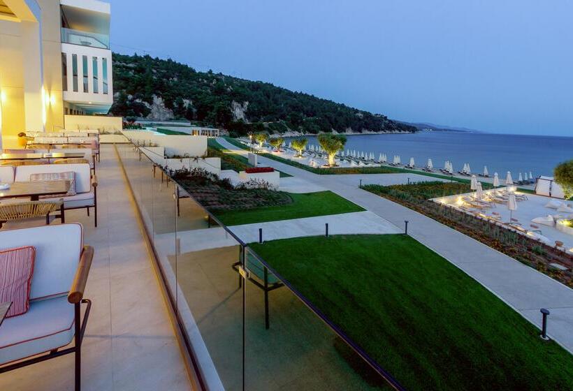 Ammoa Luxury Hotel & Spa Resort