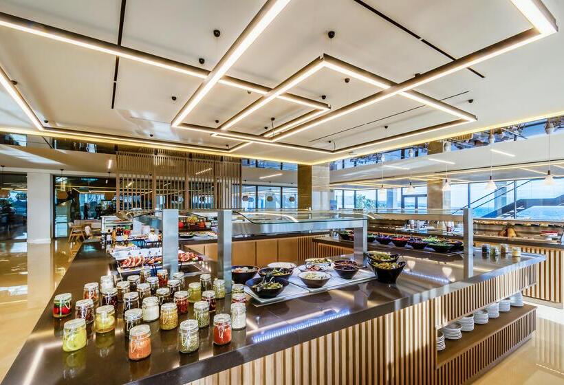 Ammoa Luxury Hotel & Spa Resort