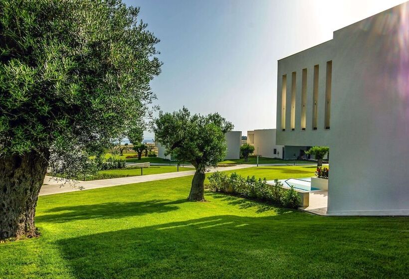 Ammoa Luxury Hotel & Spa Resort