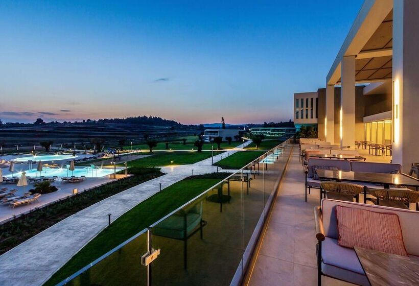 Ammoa Luxury Hotel & Spa Resort