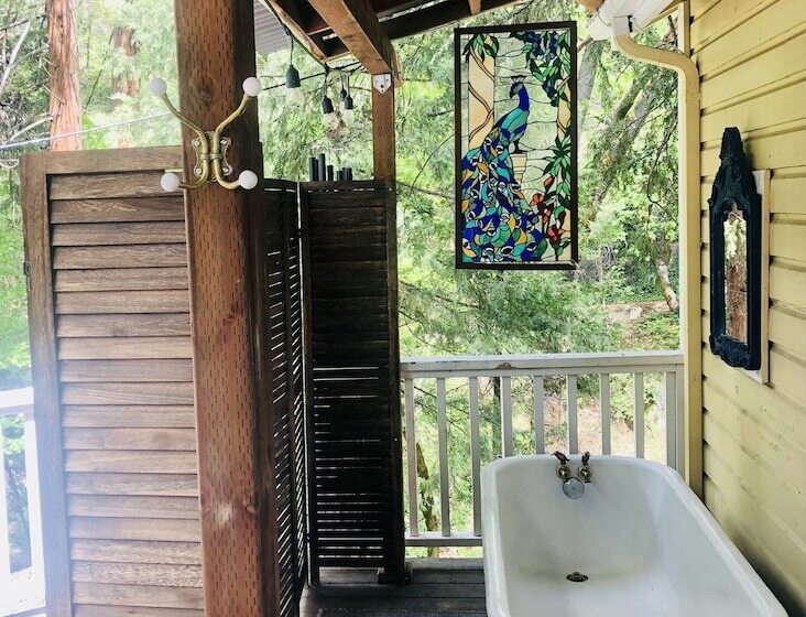 ベッドアンドブレックファースト Flume S End