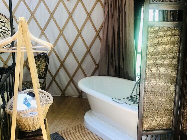 ベッドアンドブレックファースト Flume S End