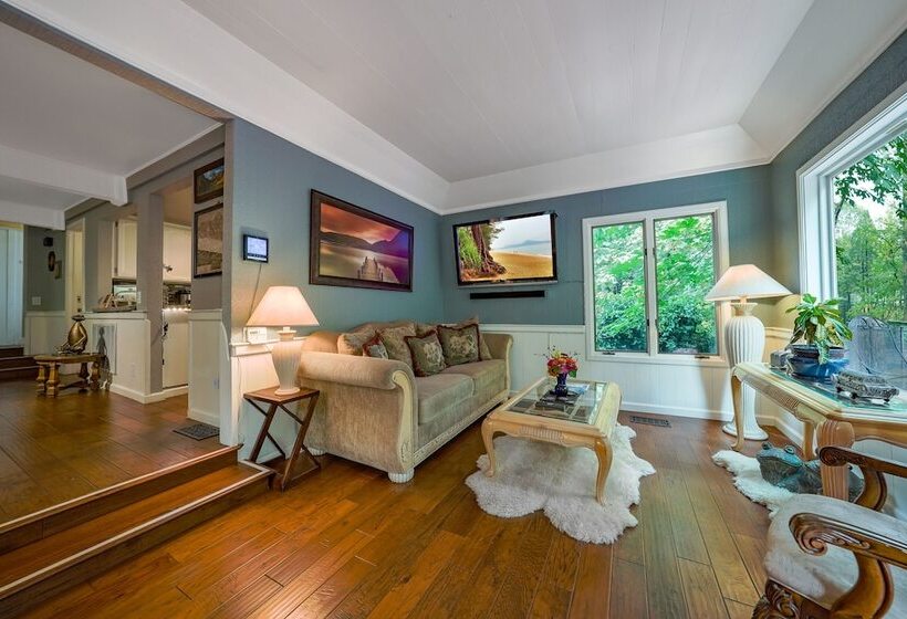 ベッドアンドブレックファースト Flume S End