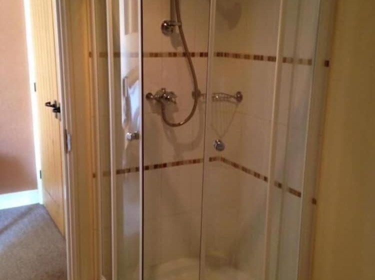 住宿加早餐  The George At Ashley