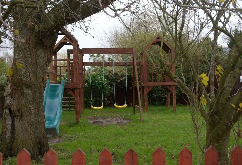 Bed and Breakfast The Half Moon Inn