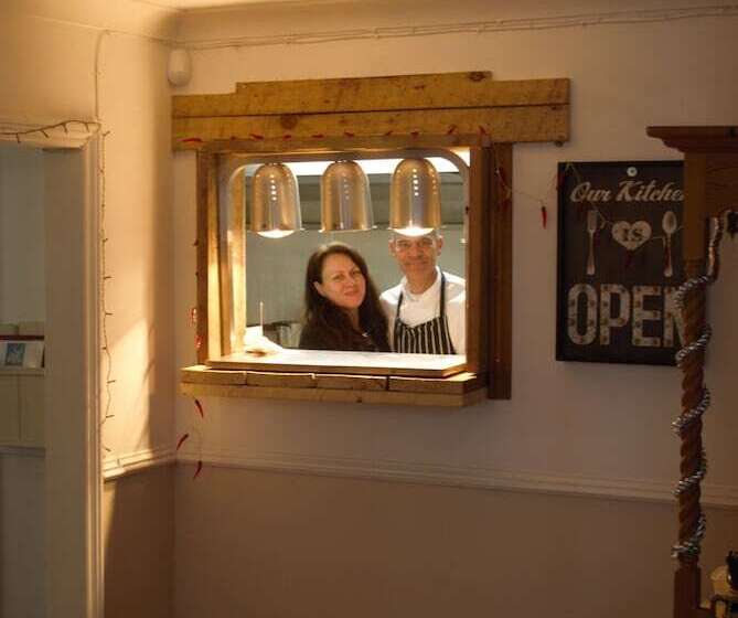 Bed and Breakfast The Half Moon Inn