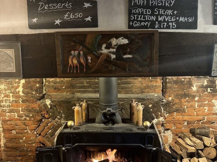 Bed and Breakfast The Half Moon Inn