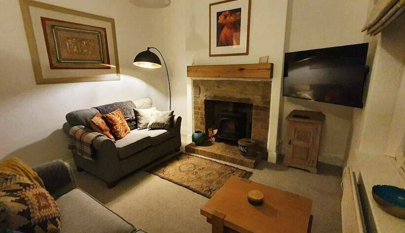 Charming 2bed Kaitness Cottage In Skipton