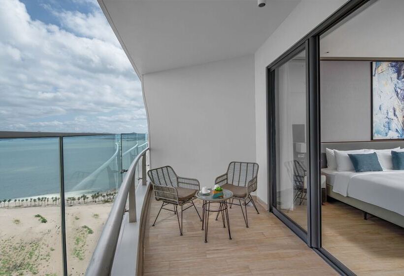 Citadines Marina Halong